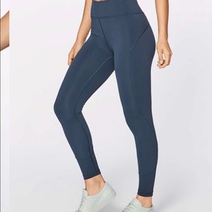 RARE Lululemon In Movement 25” Leggings